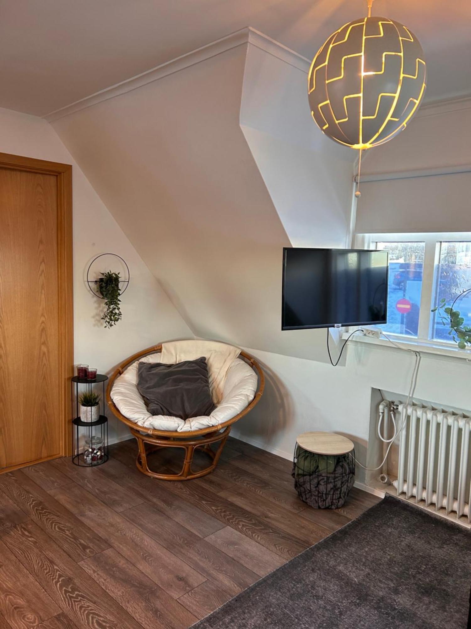 1 Bedroom Apartment! Хабнарфьордюр Экстерьер фото